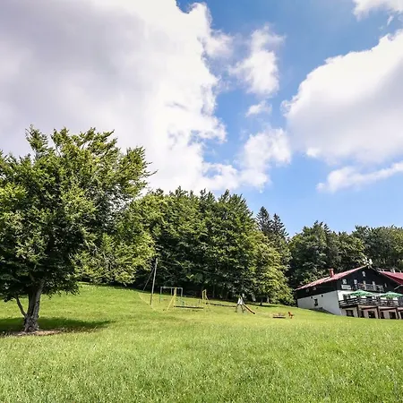 Bed and Breakfast Planinski Dom Na Kalu *