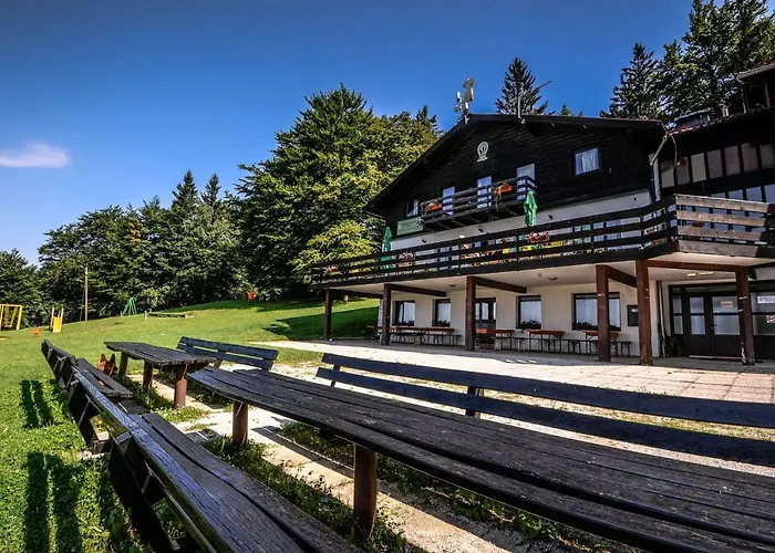 Planinski Dom Na Kalu 住宿加早餐酒店 *